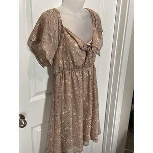 NWT Gilli Women Dress Fairy Beige Tie Neck Short Sleeve Ruffle Hem Medium Whimsy